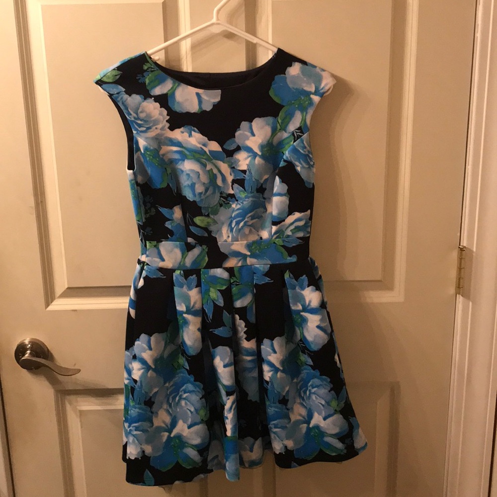 “Emerald Sundae” brand from dry goods